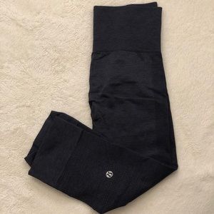 Lululemon ebb to street crops